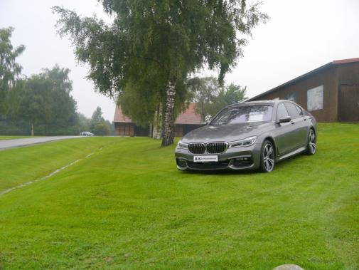 Bild des ausgestellten BMW 7ers beim Golfcup 2017 von B&K in Detmold