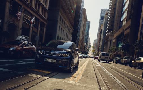 Bild des neuen BMW i3 bei B&K in der Stadt