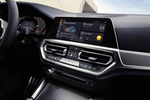 Minimal-Facelift: BMW 4er Gran Coupé trägt entschärfte Niere