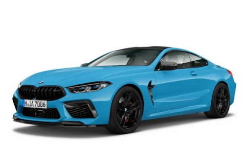 blaues BMW M8 Coupe vor weißem HIntergrund